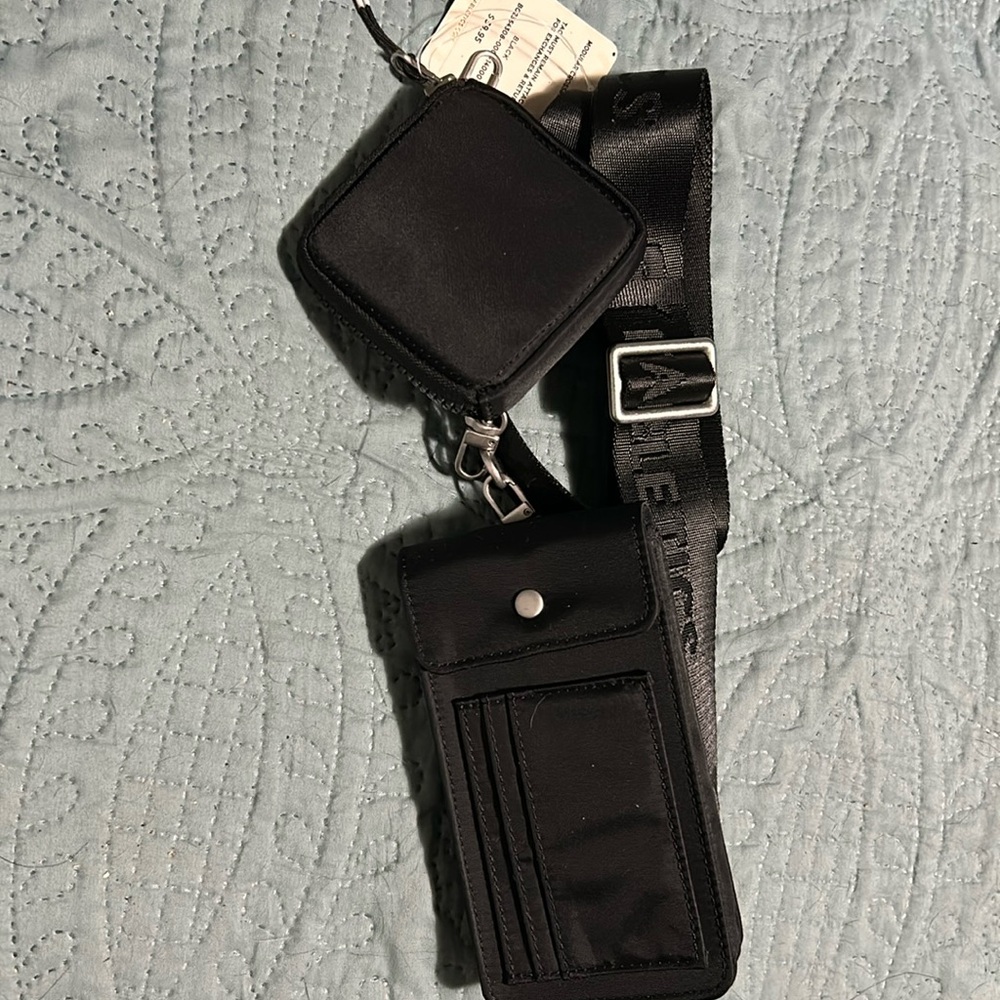 Fabletics Modular Crossbody Clip Bag. NWT